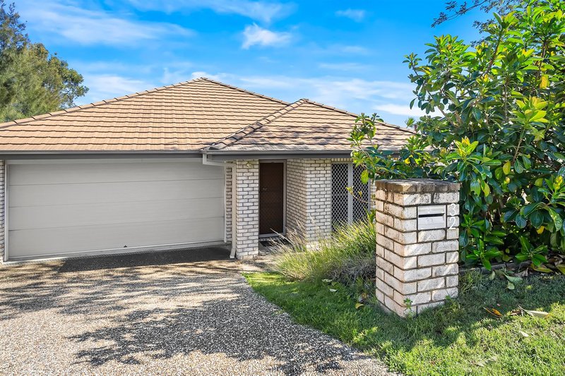 Photo - 32 Sutherland Crescent, Goodna QLD 4300 - Image 1