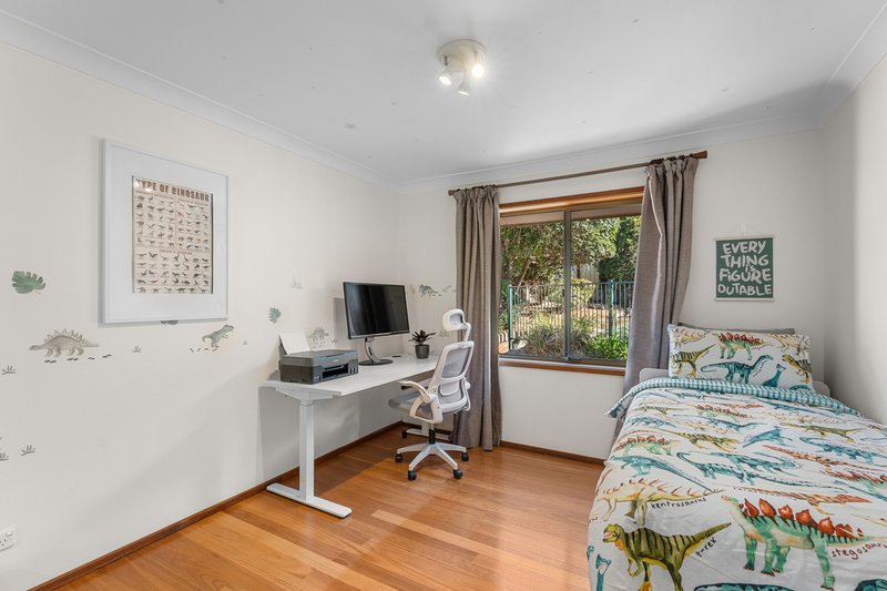 Photo - 32 Sylvan Ridge Drive, Illawong NSW 2234 - Image 14