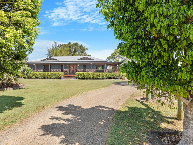 Photo - 32 Tableland Road, Sunshine Acres QLD 4655 - Image 4