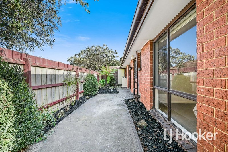 Photo - 3/2 Tania Court, Pakenham VIC 3810 - Image 10