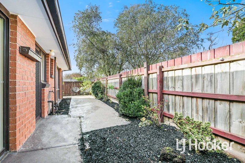 Photo - 3/2 Tania Court, Pakenham VIC 3810 - Image 11