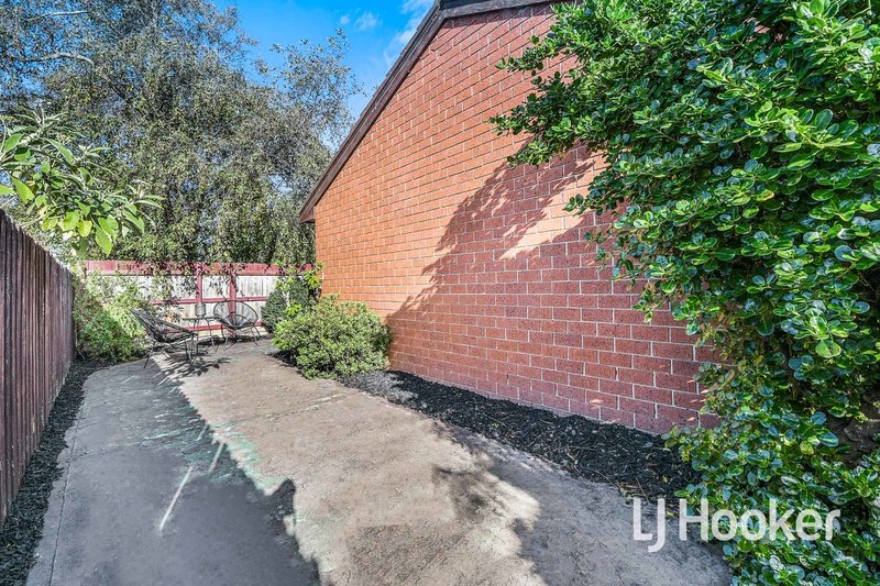 Photo - 3/2 Tania Court, Pakenham VIC 3810 - Image 12