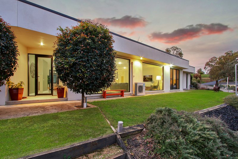 Photo - 32 Tanner Terrace, Wodonga VIC 3690 - Image 5