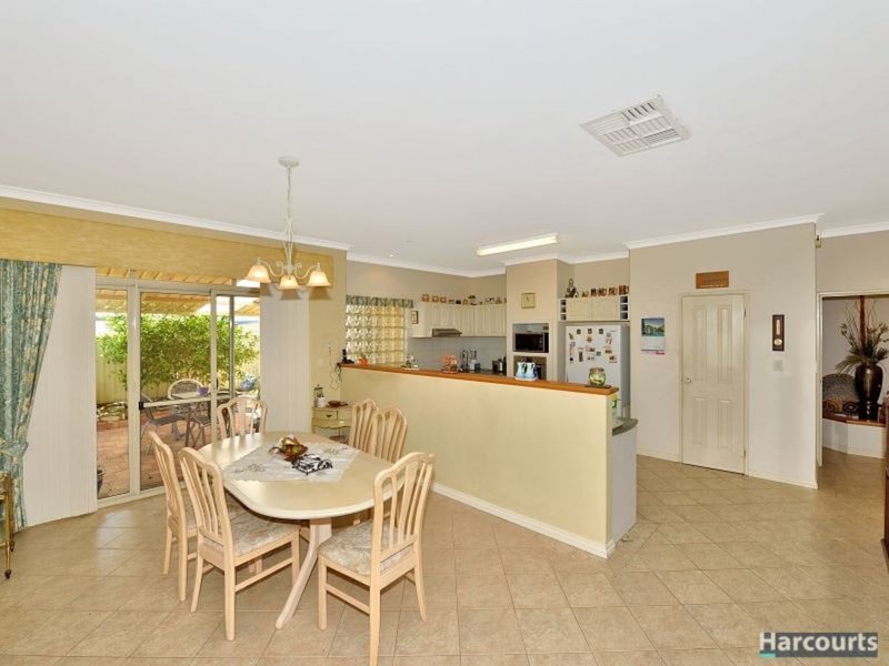 Photo - 32 Tasman Loop, Dudley Park WA 6210 - Image 5