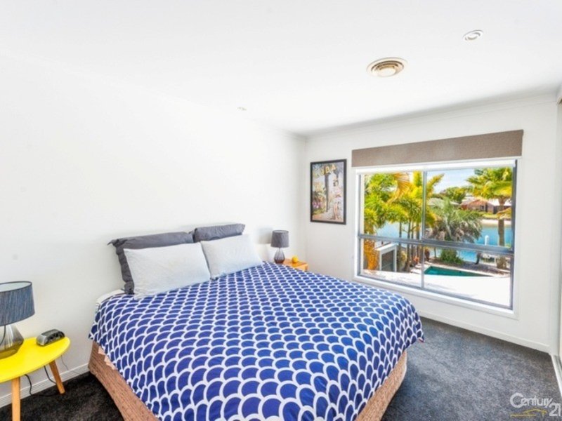 Photo - 32 Tepequar Drive, Maroochydore QLD 4558 - Image 11