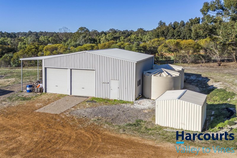 Photo - 32 Texon Ridge, Lower Chittering WA 6084 - Image 4