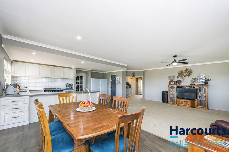 Photo - 32 Texon Ridge, Lower Chittering WA 6084 - Image 11