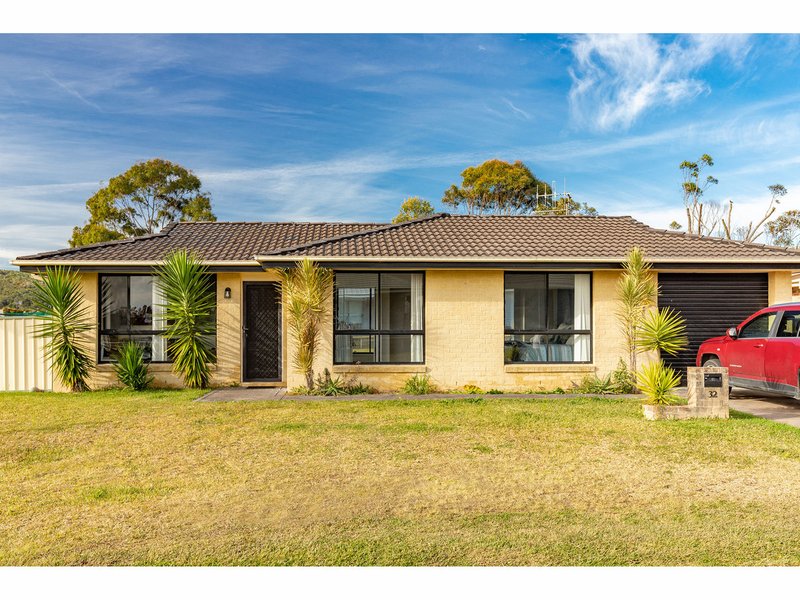 32 The Corso , Forster NSW 2428