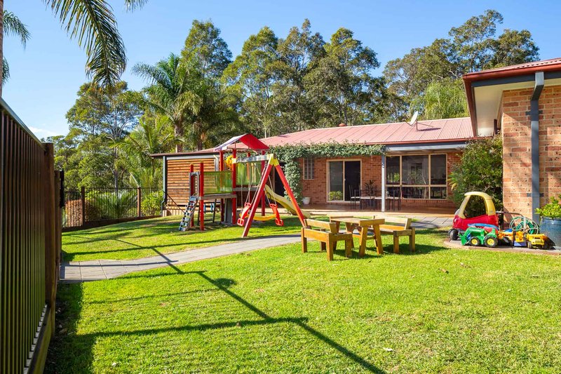 Photo - 32 The Outlook Road, Surfside NSW 2536 - Image 5