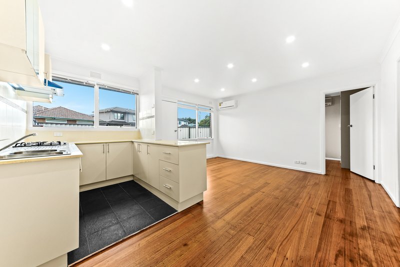 Photo - 3/2 Thompson Street, Clayton VIC 3168 - Image 5