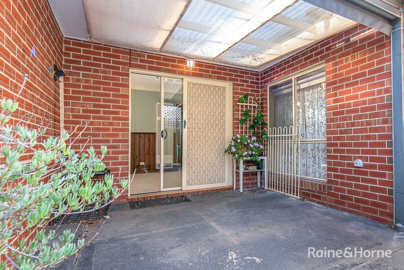 Photo - 32 Thornton Avenue, Sunbury VIC 3429 - Image 14