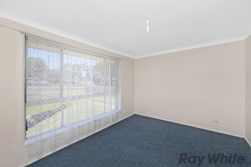 Photo - 32 Tingira Street, Charmhaven NSW 2263 - Image 4