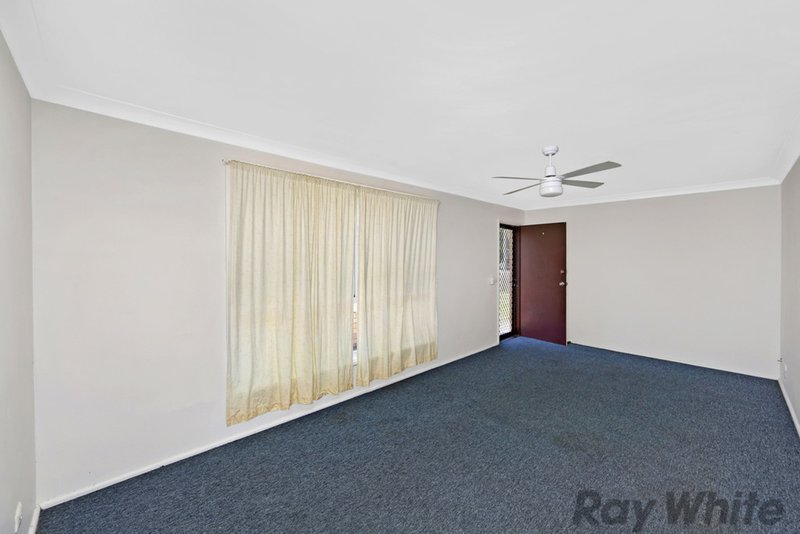 Photo - 32 Tingira Street, Charmhaven NSW 2263 - Image 5