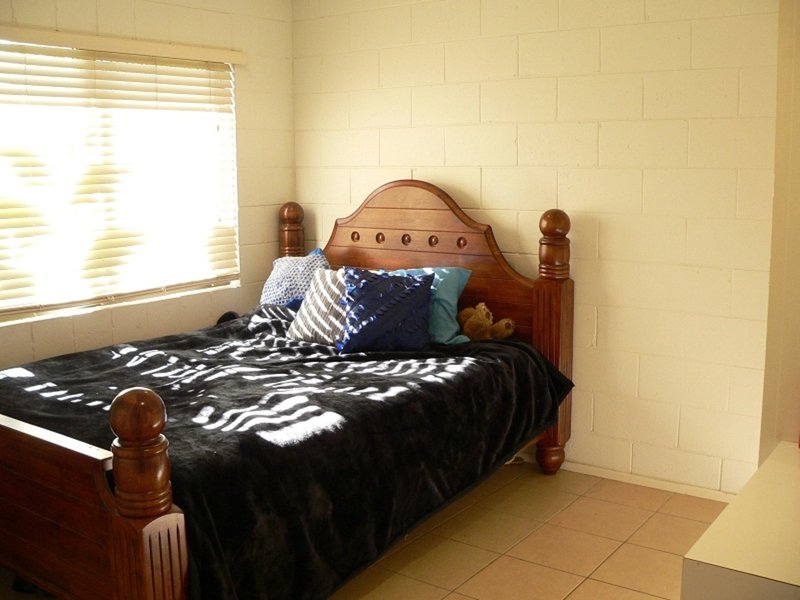 Photo - 3/2 Topaz Street, Cooroy QLD 4563 - Image 2