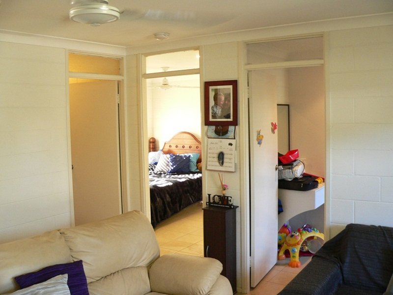 Photo - 3/2 Topaz Street, Cooroy QLD 4563 - Image 3