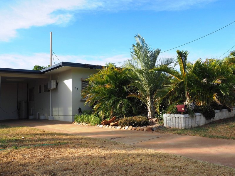 32 Transmission Street, Mount Isa QLD 4825