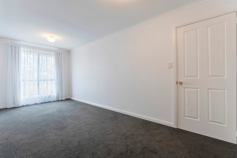 Photo - 32 Trinity Drive, Evanston Park SA 5116 - Image 4