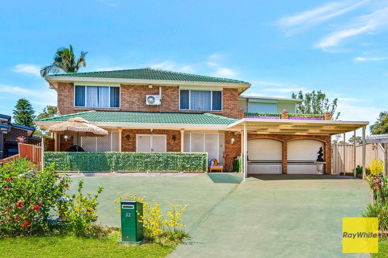 32 Triten Avenue, Greenfield Park NSW 2176