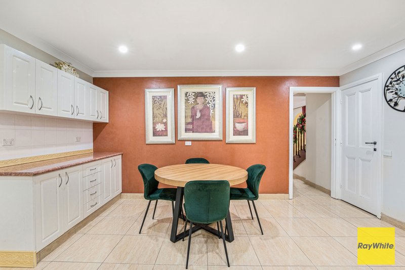 Photo - 32 Triten Avenue, Greenfield Park NSW 2176 - Image 6