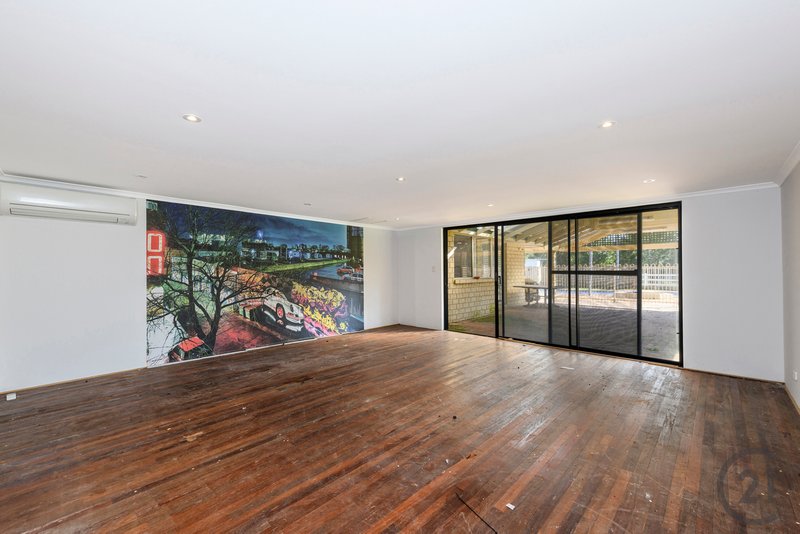Photo - 32 Tuart Close, Stake Hill WA 6181 - Image 16