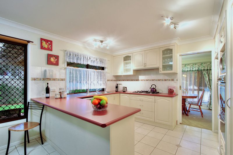 Photo - 32 Tulip Street, Daisy Hill QLD 4127 - Image 3