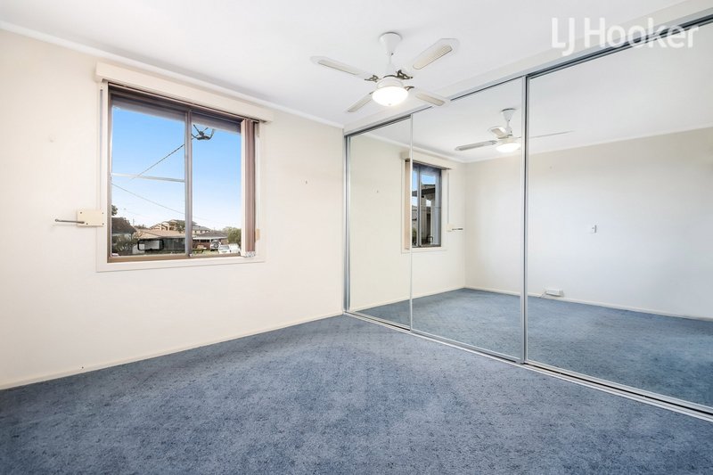 Photo - 32 Unwin Road, Cabramatta West NSW 2166 - Image 4