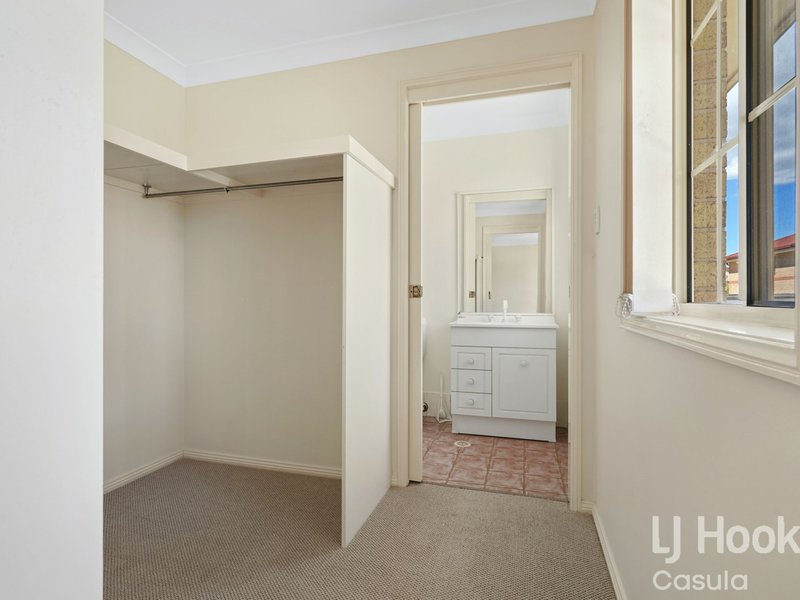 Photo - 32 Verbena Avenue, Casula NSW 2170 - Image 7