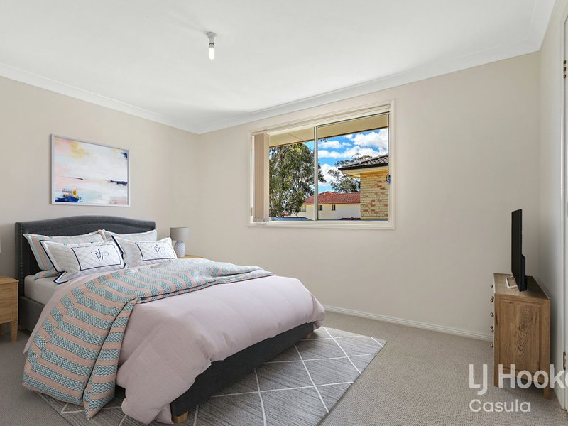 Photo - 32 Verbena Avenue, Casula NSW 2170 - Image 8