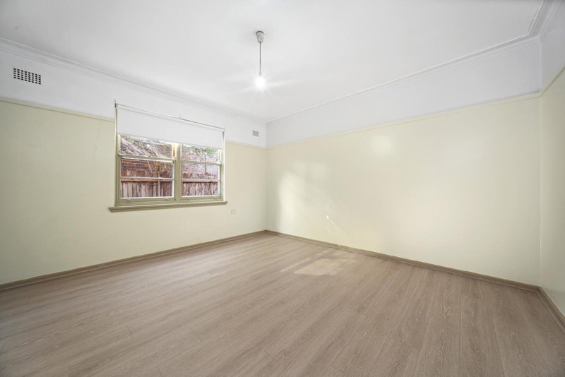 Photo - 32 Vicliffe Avenue, Campsie NSW 2194 - Image 2