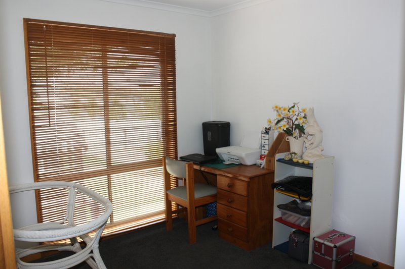 Photo - 32 Victoria Street, Wahgunyah VIC 3687 - Image 8