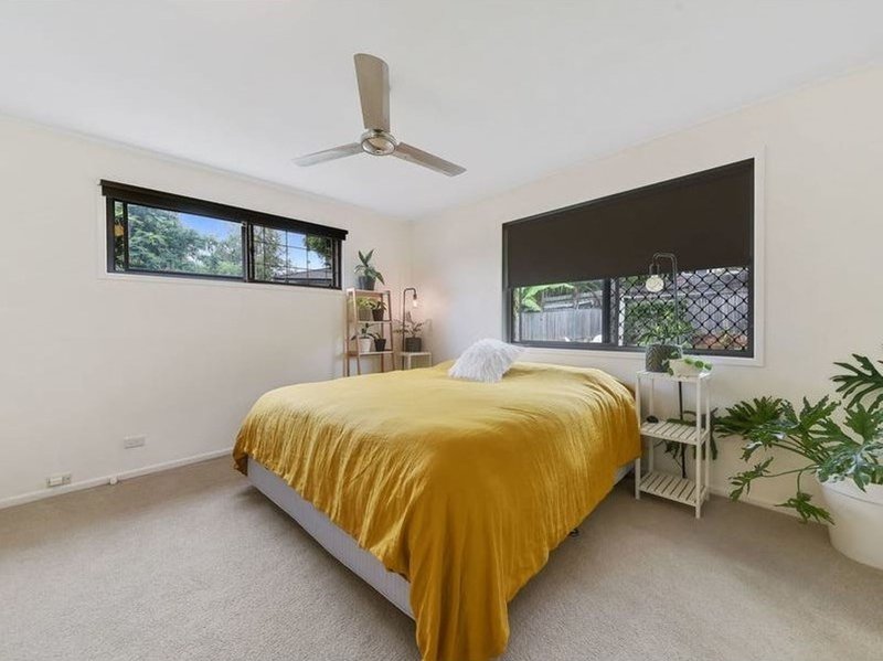 Photo - 32 Virae Street, The Gap QLD 4061 - Image 7