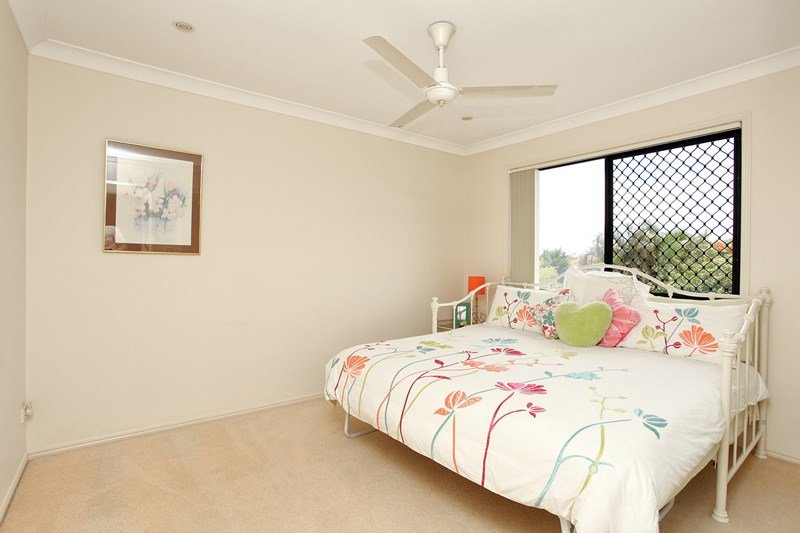 Photo - 32 Voyagers Drive, Banksia Beach QLD 4507 - Image 13