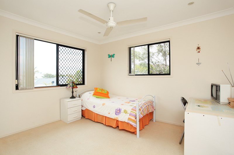 Photo - 32 Voyagers Drive, Banksia Beach QLD 4507 - Image 14