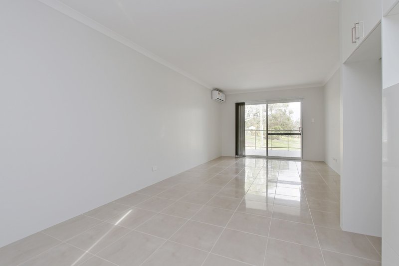 Photo - 3/2 Wallace Street, Belmont WA 6104 - Image 4