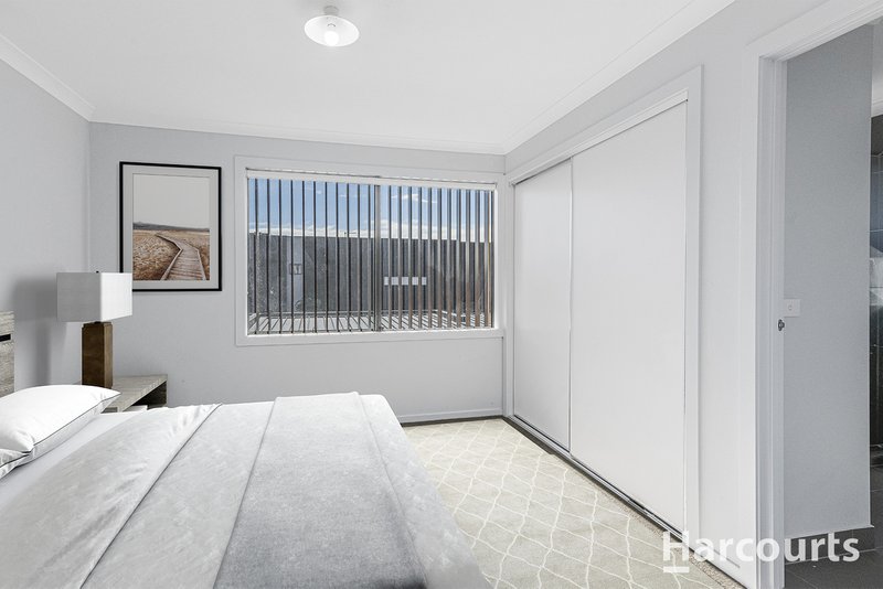 Photo - 3/2 Walter Street, Hadfield VIC 3046 - Image 3