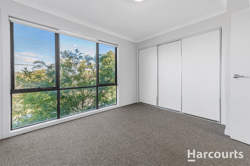 Photo - 3/2 Walter Street, Hadfield VIC 3046 - Image 5