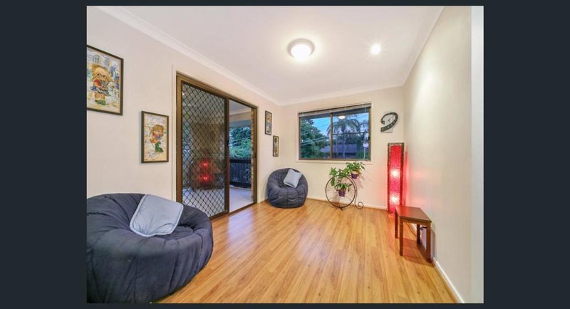 Photo - 32 Warrimoo Street, Bracken Ridge QLD 4017 - Image 7