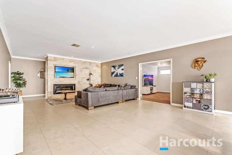 Photo - 32 Watcombe Avenue, Burns Beach WA 6028 - Image 7