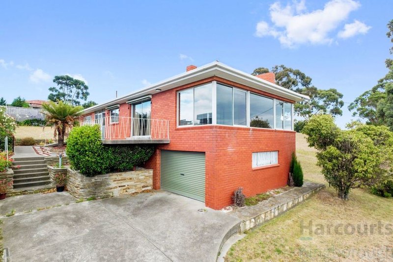 Photo - 32 Waverley Street, Bellerive TAS 7018 - Image 2