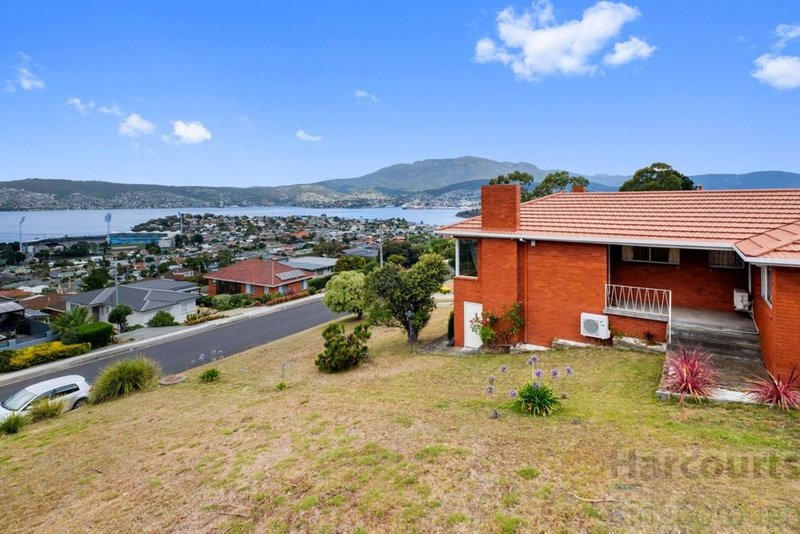 Photo - 32 Waverley Street, Bellerive TAS 7018 - Image 13