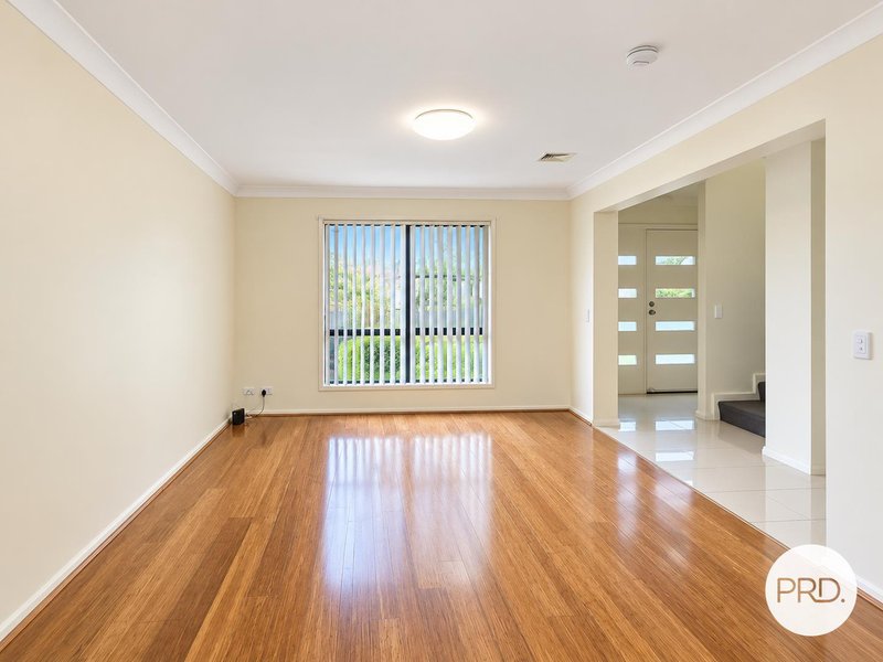 Photo - 32 Webster Road, Lurnea NSW 2170 - Image 2