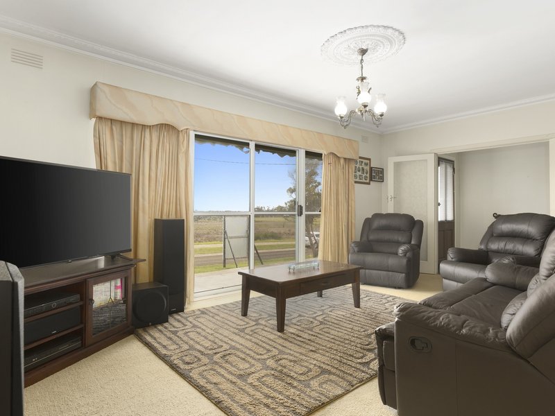 Photo - 32 Welfare Street, Portarlington VIC 3223 - Image 2