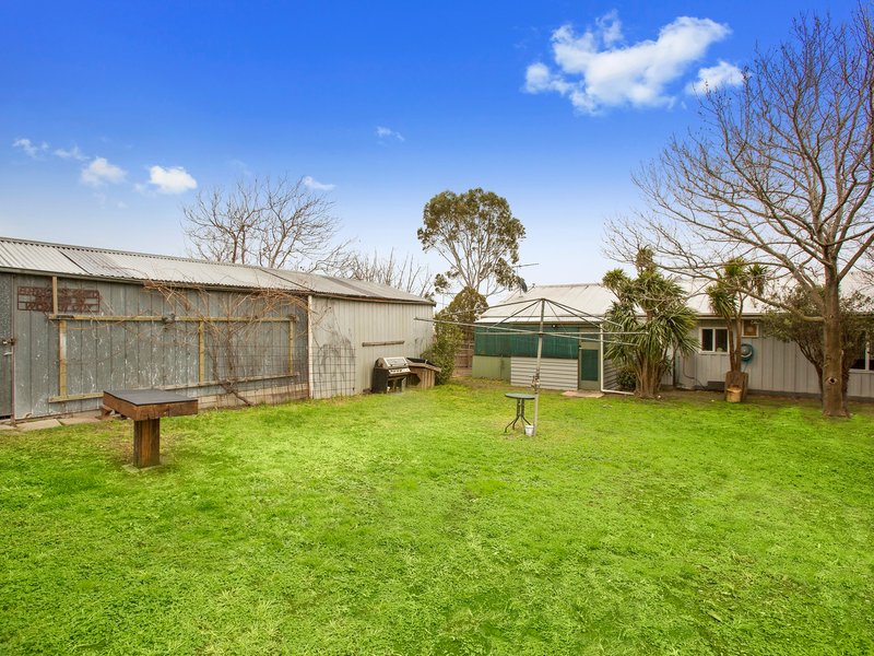 Photo - 32 Welfare Street, Portarlington VIC 3223 - Image 4