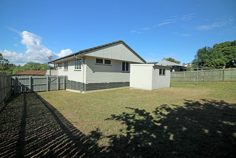 Photo - 32 Wentworth Street, Leichhardt QLD 4305 - Image 3