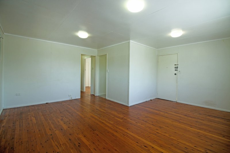 Photo - 32 Wentworth Street, Leichhardt QLD 4305 - Image 5