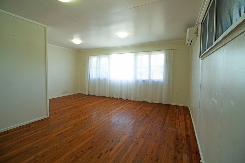 Photo - 32 Wentworth Street, Leichhardt QLD 4305 - Image 7