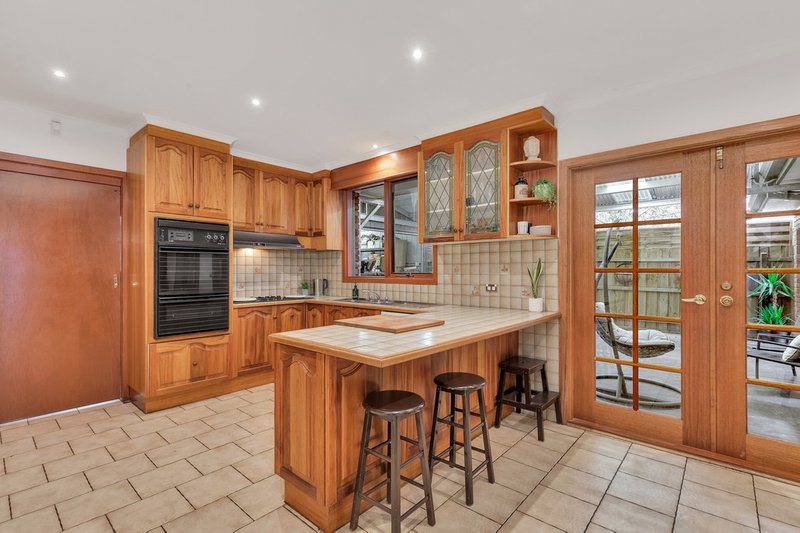 Photo - 32 Westminster Drive, Werribee VIC 3030 - Image 5