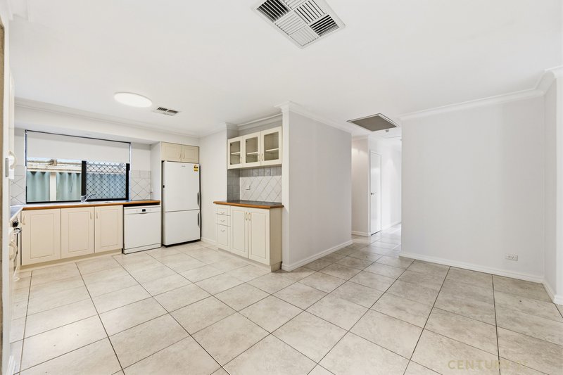 Photo - 32 Westminster Road, Leeming WA 6149 - Image 7