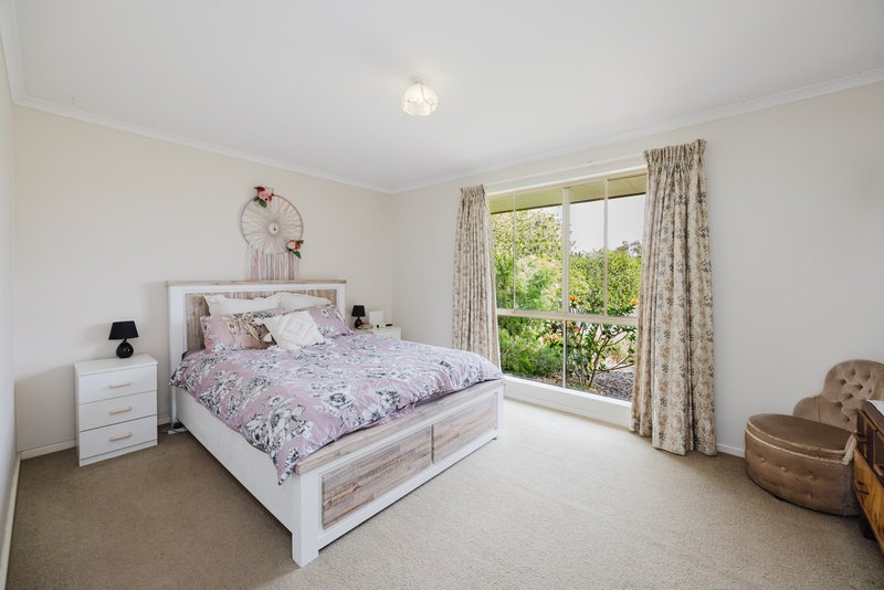 Photo - 32 Whidby Street, Orana WA 6330 - Image 11