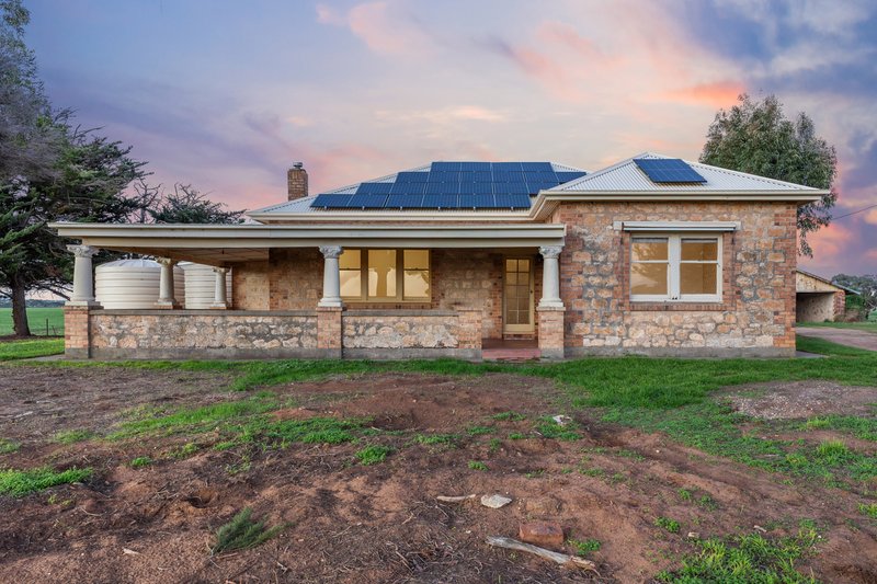 Photo - 32 Whittlesea Road, Langhorne Creek SA 5255 - Image 3